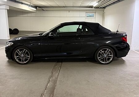 BMW 225d Steptronic Cabrio M Sport M Sport VOLL*
