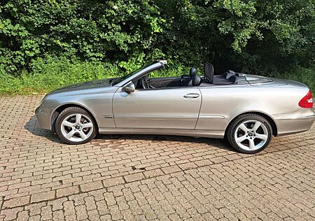 Mercedes-Benz CLK 200 gebraucht kaufen Mercedes-Benz CLK 200 KOMPRESSOR ELEGANCE ELEGANCE