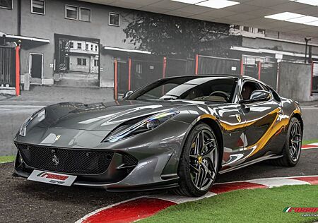 Ferrari 812 Superfast *ARE YOU READY?*