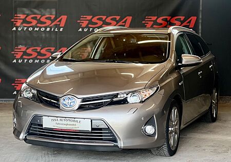 Toyota Auris Touring Sports Hybrid Executive #Navi #LED