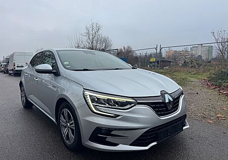 Renault Megane IV Lim. 5-trg. Intens