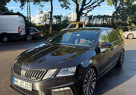 Skoda Octavia 2.0 TSI DSG RS Combi RS