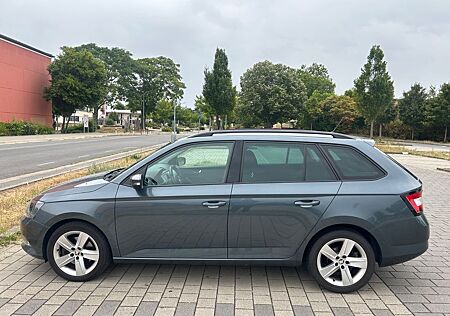 Skoda Fabia 1.2l TSI 81kW Joy Combi NAV
