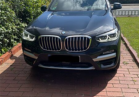 BMW X3 xDrive20d xLine AT xLine Fast Vollausstattung