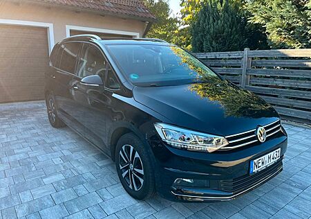 VW Touran Volkswagen 2.0 TDI SCR DSG IQ.DRIVE IQ.DRIVE