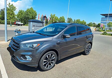 Ford Kuga 1,5 EcoBoost 2x4 88kW Titanium Titanium