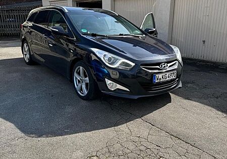 Hyundai i40 cw 1.7 CRDi Premium 100kW Automatik Premium