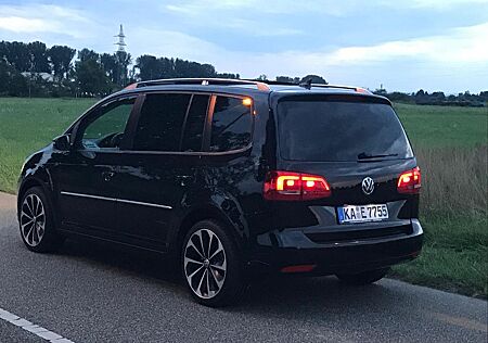 VW Touran Volkswagen 2.0 TDI DSG Comfortline Comfortline