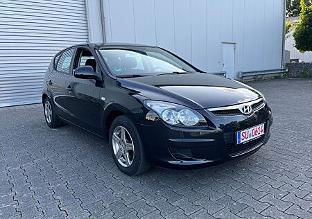 Hyundai i30 1.6 CRDi 66 kW Classic