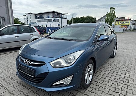 Hyundai i40 cw Style Euro5-Klimaaut.-2.Hand