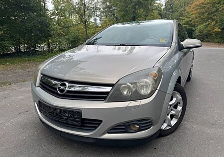 Opel Astra H GTC Sport Panorama TÜV 04/2027