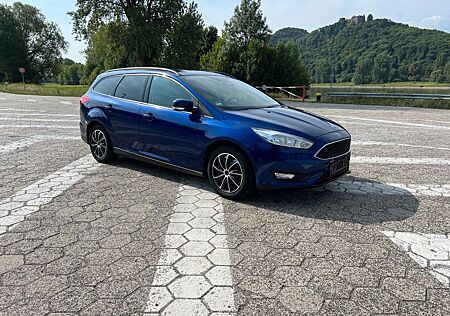 Ford Focus Turnier Business 8 bereift