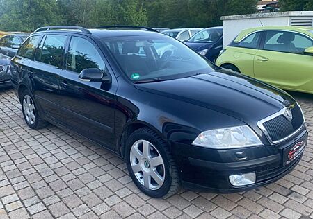 Skoda Octavia Combi Elegance 4X4*Ahk*Pdc*Sitzheizung*