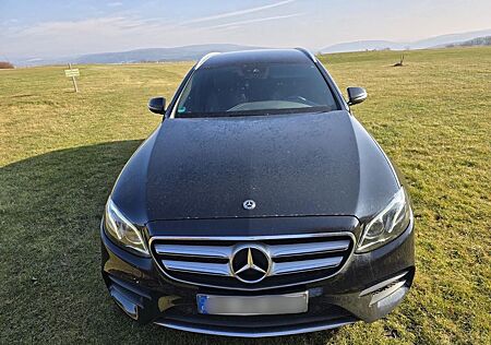 Mercedes-Benz E 220 d T Autom. -