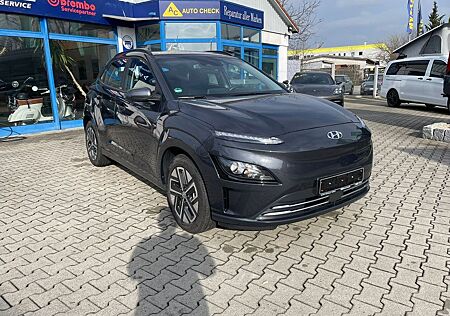 Hyundai Kona Elektro Facelift Select 39KWH 100KW Nav RFK