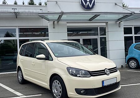 VW Touran Volkswagen 1.6 TDI DSG TOP ZUSTAND