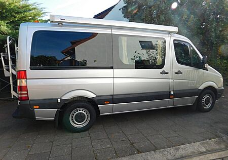 Mercedes-Benz Sprinter Bus