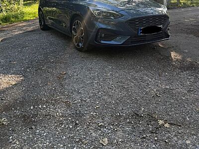 Ford Focus 1,0 EcoBoost Hybrid 114kW ST-Line X ST...