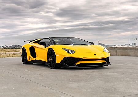 Lamborghini Aventador gebraucht kaufen Lamborghini Aventador SV Roadster *Carbon *Lift *Sensonum