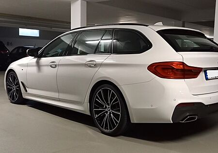 BMW 520d xDrive Touring M-Paket 20" Top!