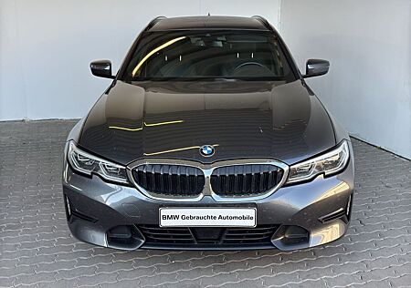 BMW 320d Tour. Sport Line