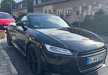 Audi TT Roadster 2.0 Leder 8fach bereift S Line Sport