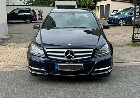 Mercedes-Benz C 300 CDI 4MATIC BlueEFF. AVANTG. Autom. AVA...