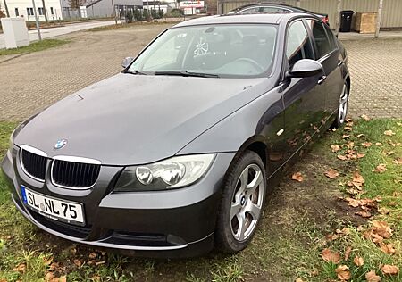 BMW 320d -