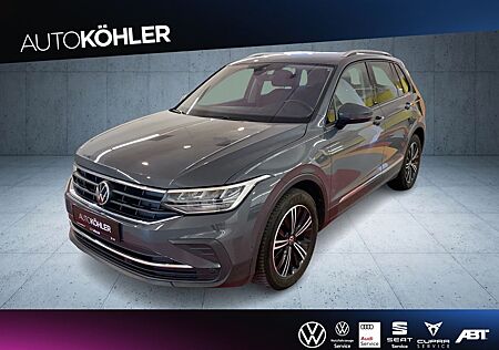 VW Tiguan Volkswagen Active - DSG - BEH.FRONTSCHEIBE - NAVI -