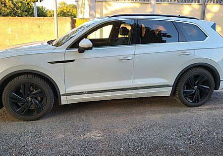 VW Touareg Volkswagen 3.0 V6 TFSI 250kW 4MOTION Tiptronic -