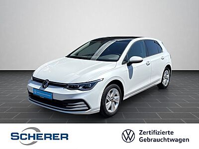 Volkswagen Golf VIII 1.5 eTSI Life RFK PANO LED SHZ