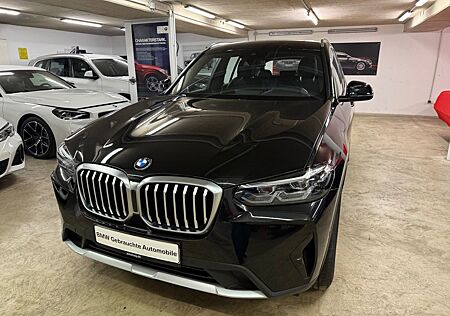 BMW X3 20i,Sports.,Kamera,AHK,Service neu,Mod23,1.Hd