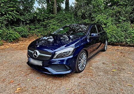 Mercedes-Benz A 220 4MATIC 7G AMG Line Cavansitblau Metallic