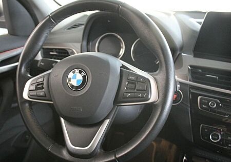 BMW X1 sDrive18i , Panorama,Headup Display,Sitzheizu