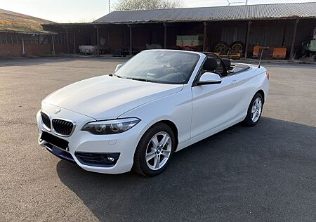 BMW 218i Cabrio Sport Line