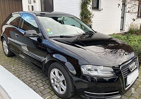 Audi A3 gepflegter u. zuverlässiger 1.6 Tüv 06/27