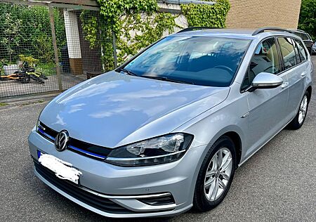 VW Golf Volkswagen Variant 1.5 TSI BlueMotion Comfortline