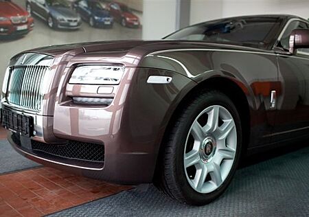 Rolls-Royce Ghost - -1 Hand