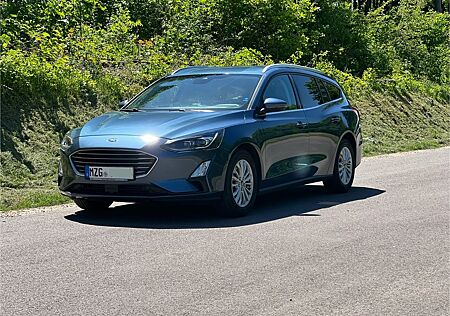Ford Focus Turnier 1.0 EcoBoost Mild-Hybrid Bj. 2020