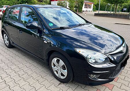 Hyundai i30 blue 1.4 Classic Classic/1.Hand/Perle!