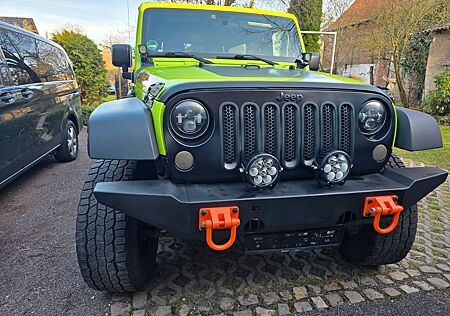 Jeep Wrangler 2.8l CRD Mountain Automatik