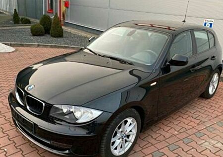 BMW 118i TOP. Durchrepariert. Neuer TÜV. KETTE NEU