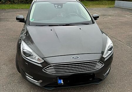 Ford Focus 1,5 EcoBoost 110kW Auto Titanium Turni...