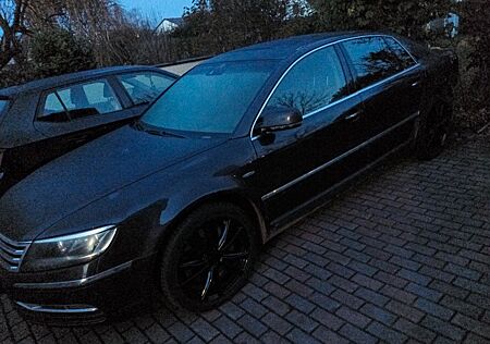 VW Phaeton Volkswagen 3.0 V6 TDI 4MOTION 5-Sitzer BENTLEY