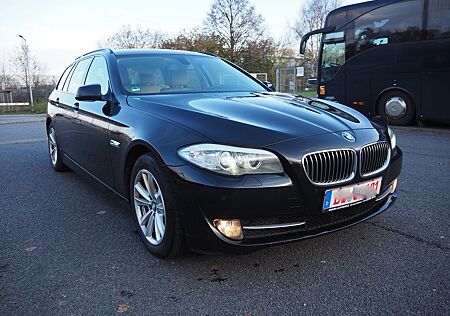 BMW 520d Touring Navi,Tüv-NEU,AHK,2-HAND