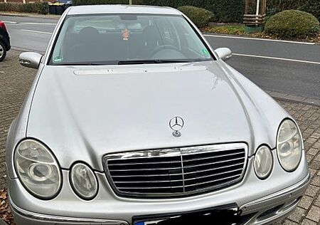 Mercedes-Benz E 220 CDI ELEGANCE Elegance