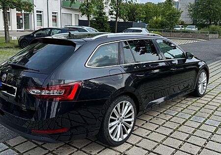 Skoda Superb 2.0 TDI SCR 140 Gr t DSG 4x4 Style Co...