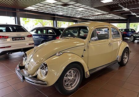 VW Käfer Volkswagen , FUSCA 1300, Oldtimer