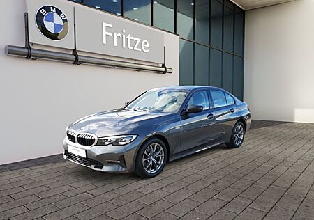 BMW 320 i Sport Line Aut. LED+KLIMAAUTO+NAVI+PDC+SHZ