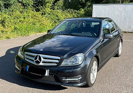 Mercedes-Benz C 180 BlueEFFICIENCY AMG line · EZ 04/2013